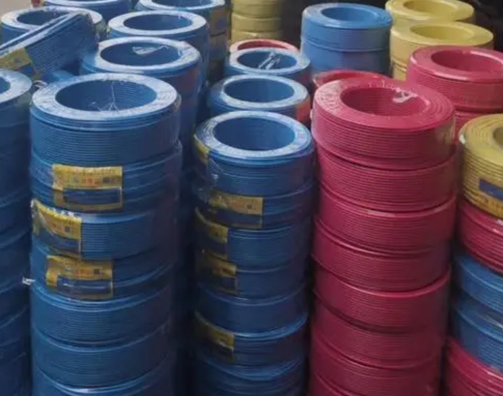 到底銅芯和鋁芯的電線電纜有啥區(qū)別呢.jpg 到底銅芯和鋁芯的電線電纜有啥區(qū)別呢.jpg